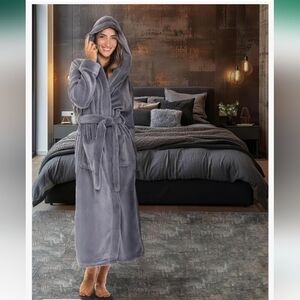 Alexander Del Rossa Steel Grey Long Plush Bathrobe with Hood (3X/ 4X)